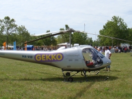 Elad� Enstrom A 28F Helikopter